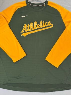Nike Green and Yellow Athletics Long Sleeve Shirt sz XXL